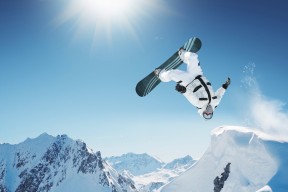 李娜为基层教练员培训班授课，教练李楠简历