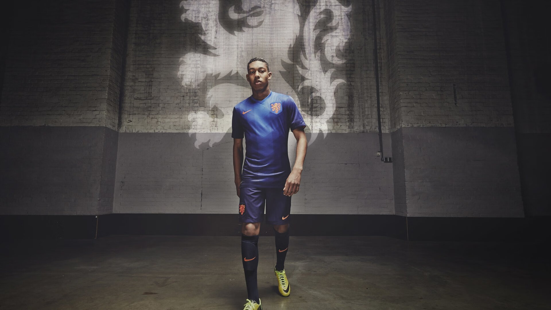 中国足球职业俱乐部加强梯队联动机制,职业足球队梯队试训