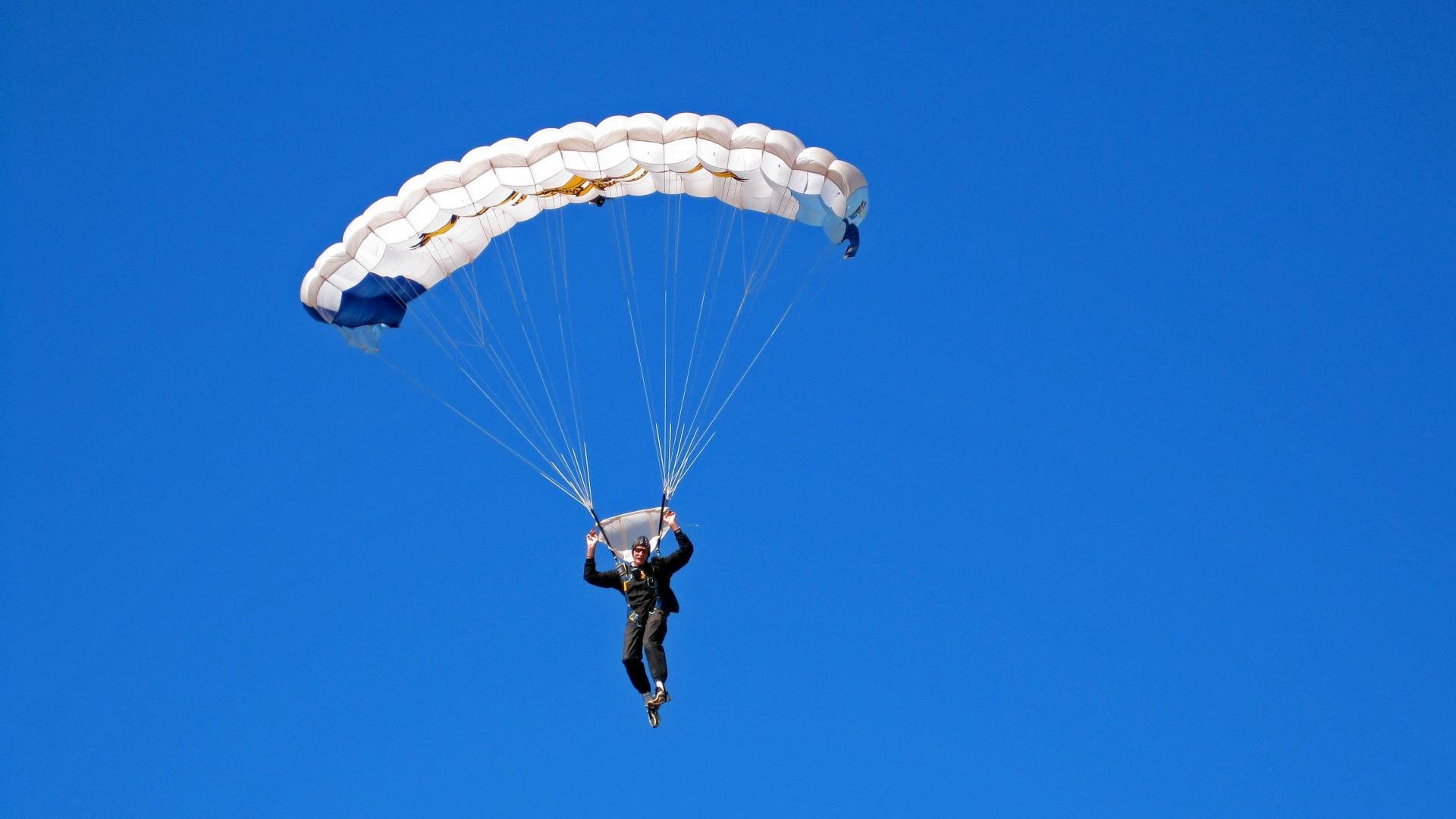 拉尼·帕利斯特耐力与速度兼备，帕特莱利尼克斯